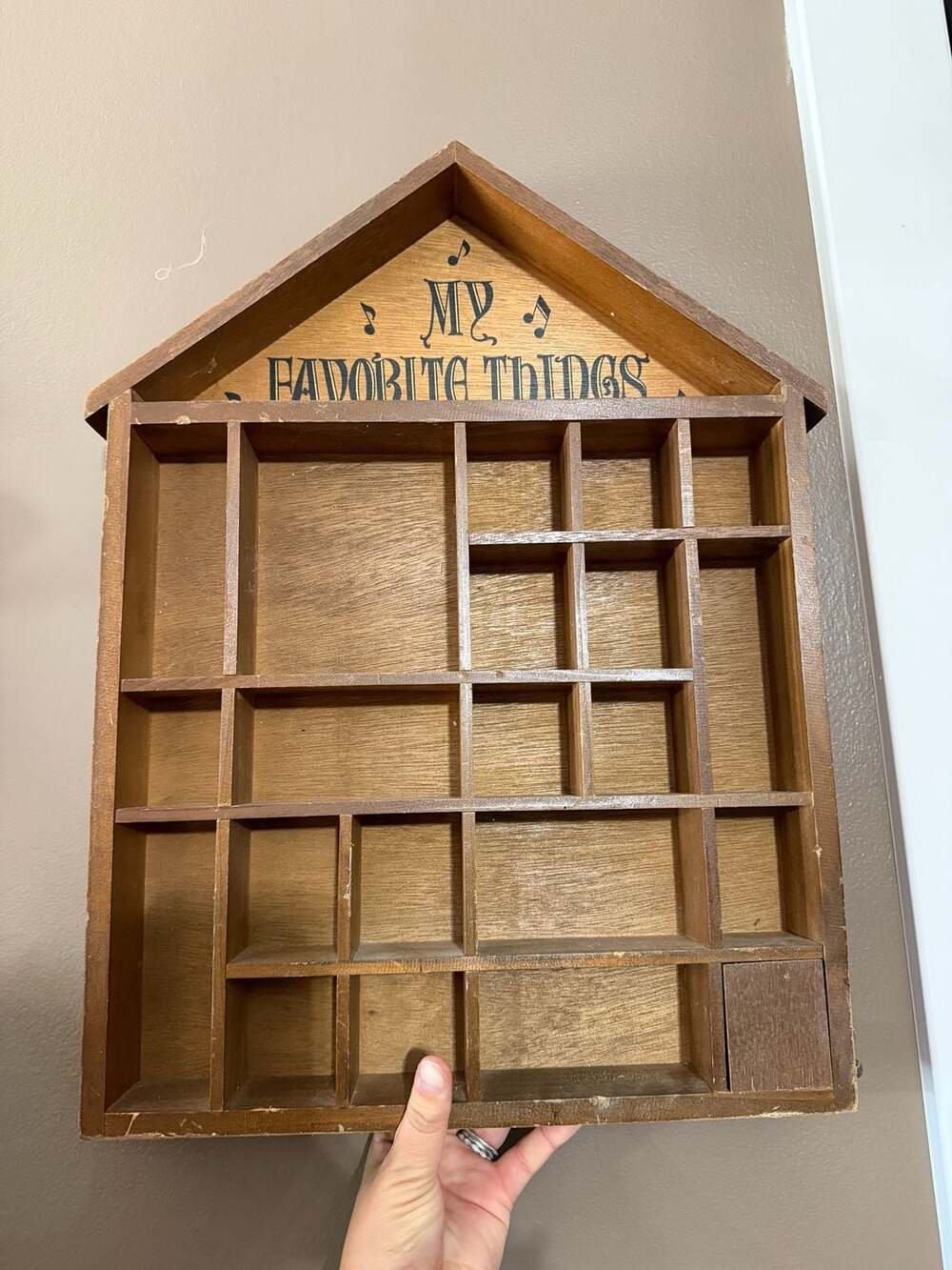 Vintage Enesco “my Favorite Things” Musical Curio Cabinet -
